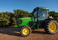 4WD traktorok John Deere 5080EN