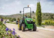 4WD traktorok John Deere 5105GL