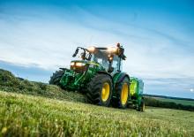 4WD traktorok John Deere 5125R