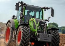 4WD traktorok Fendt 513 Vario Power