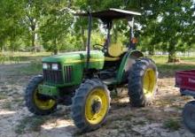 4WD traktorok John Deere 5220