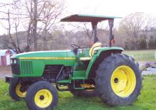 4WD traktorok John Deere 5510 Std