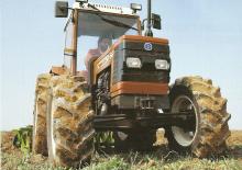 4WD traktorok Fiatagri 60-66S