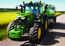 4WD traktorok John Deere 6210 R Premium