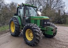 4WD traktorok John Deere 6400