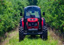 4WD traktorok Mahindra 6675F
