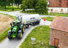4WD traktorok John Deere 6M 230 