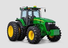 4WD traktorok John Deere 7215J