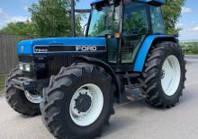 4WD traktorok Ford-NH 7840 SL A Dual