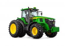 4WD traktorok John Deere 7M 215