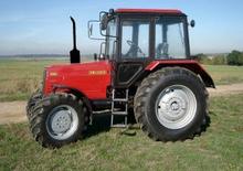4WD traktorok Belarus 820 F