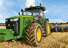 4WD traktorok John Deere 8245 R