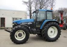 4WD traktorok Ford-NH 8260 A Shuttle