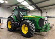4WD traktorok John Deere 8520