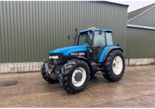 4WD traktorok New Holland 8560 DT