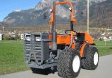 4WD traktorok Holder A 440