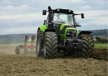 4WD traktorok DEUTZ-FAHR Agrotron M 650 DCR