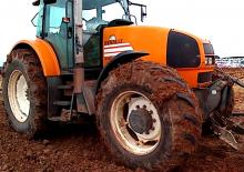 4WD traktorok Renault Ares 640 RZ