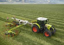 4WD traktorok Claas Arion 550