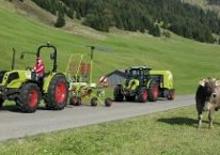 4WD traktorok Claas Elios 230