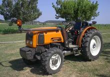4WD traktorok Renault Fructus 120 - 4