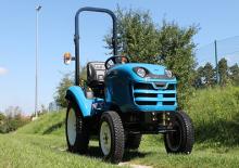 4WD traktorok LS J23 HST