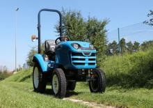 4WD traktorok LS J23 HST