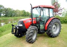 4WD traktorok Case IH JX 1075 C Basis