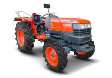 4WD traktorok Kubota M4D-071