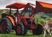 4WD traktorok Kubota M7040SUHD