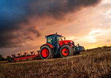 4WD traktorok Kubota M7173