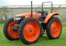 4WD traktorok Kubota M96SHDM