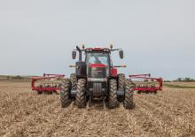 4WD traktorok Case IH Magnum 200