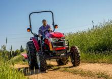 4WD traktorok Massey Ferguson MF 2860E