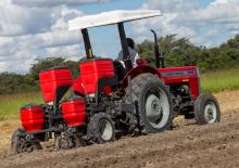 4WD traktorok Massey Ferguson MF 345 Xtra