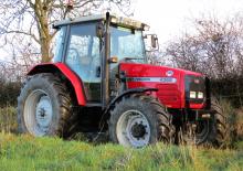 4WD traktorok Massey Ferguson MF 4355-4 Classic Freisicht