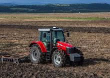 4WD traktorok Massey Ferguson MF 6714R