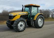 4WD traktorok Challenger MT400D