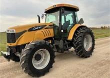 4WD traktorok Challenger MT475E
