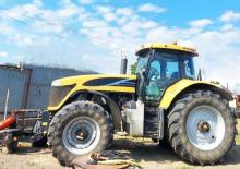 4WD traktorok Challenger MT635