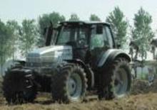 4WD traktorok Lamborghini R 7.200
