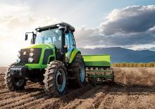4WD traktorok Zoomlion RC1104 