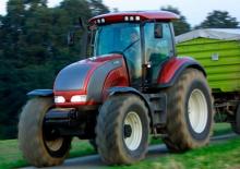4WD traktorok Valtra S 230 IC
