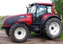 4WD traktorok Valtra T 130