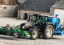 4WD traktorok Valtra T 213