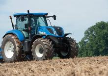 4WD traktorok New Holland T7.175 Classic