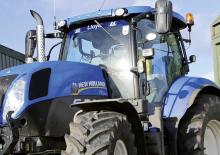 4WD traktorok New Holland T7.200 SideWinder II