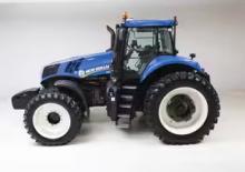 4WD traktorok New Holland T8.325
