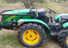 4WD traktorok Ferrari Vipar 40 RS