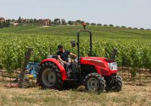 4WD traktorok McCormick X3.060F